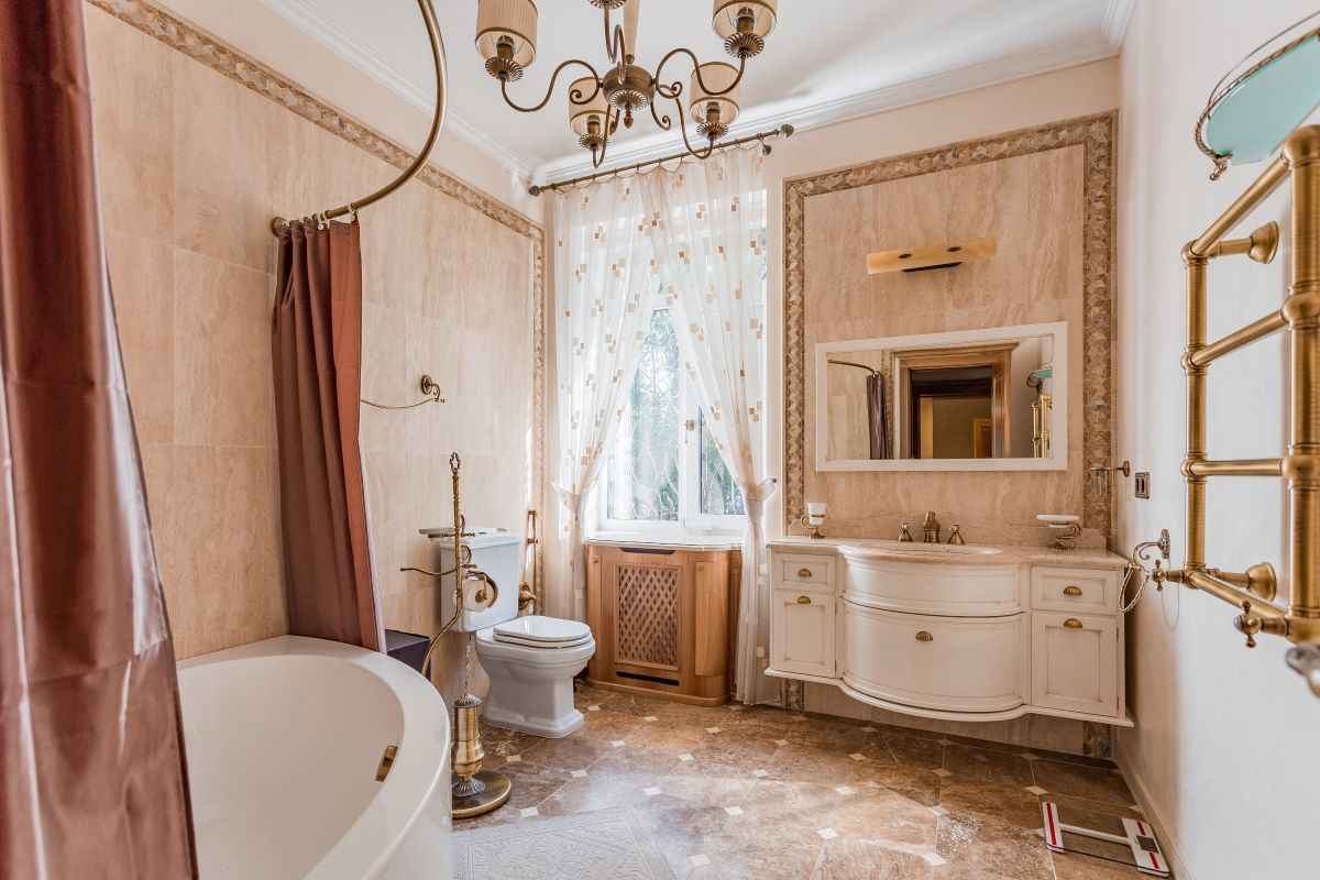vintage bathroom